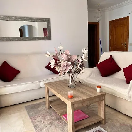 Front Line Apartment, Close To Everything.. Apartment *