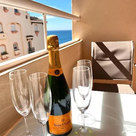 Apartment Front Line Apartment, Close To Everything.. Estepona